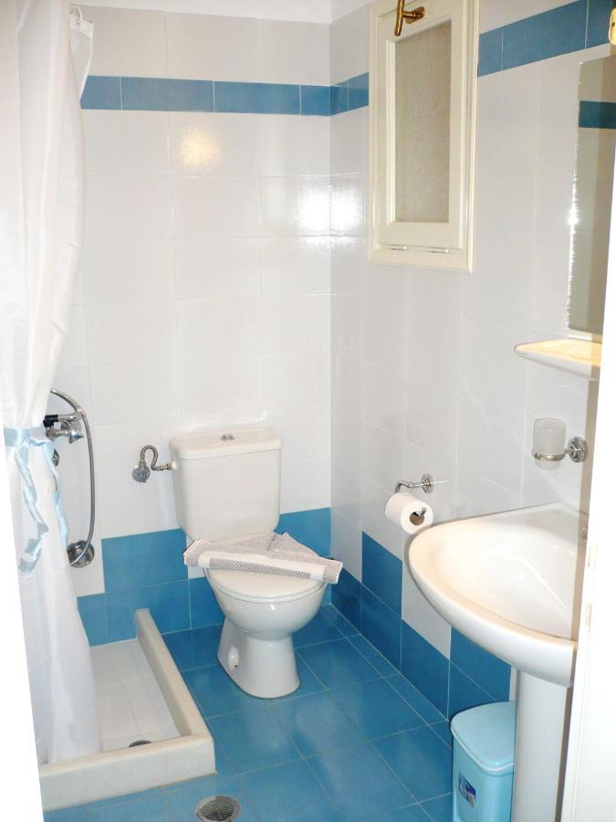 Hotel Filoxenia Aegiali Oda fotoğraf