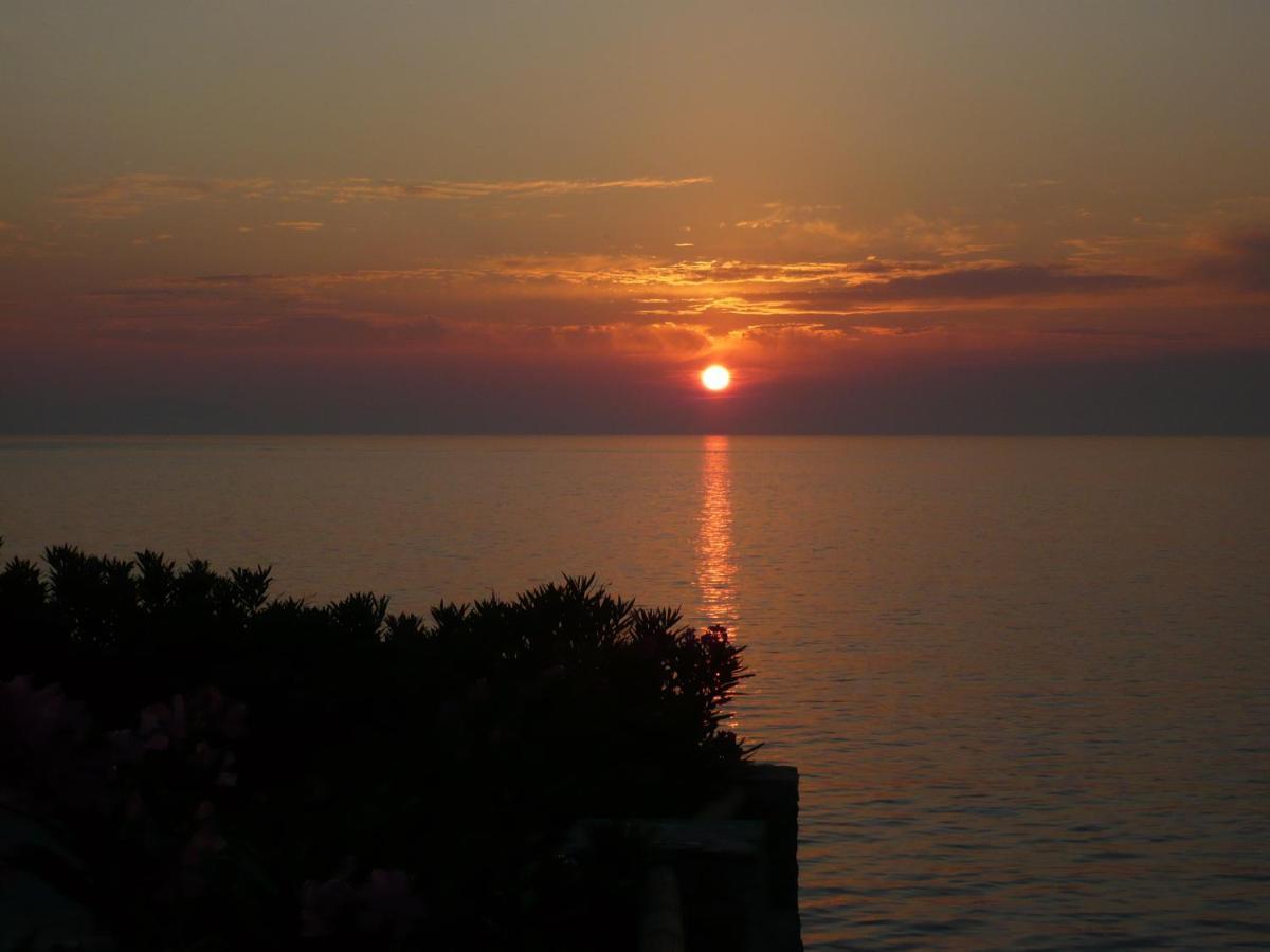 Hotel Filoxenia Aegiali Dış mekan fotoğraf